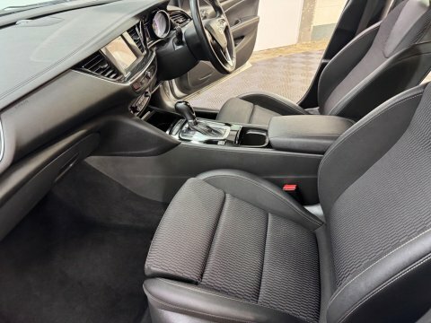 Vauxhall Insignia Sri Nav Black #22