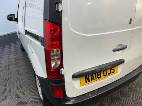 Mercedes-Benz CITAN White #18