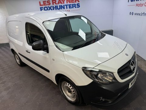 Mercedes-Benz CITAN White #15