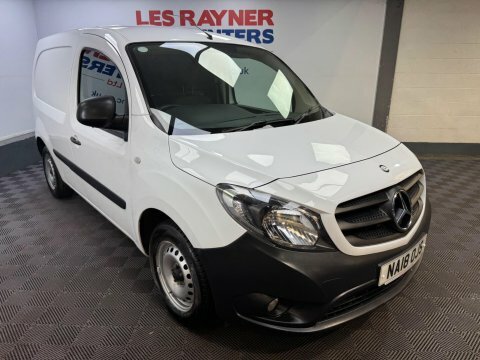 Mercedes-Benz CITAN White #9