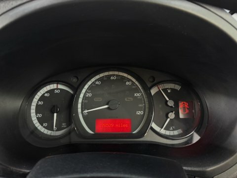 Mercedes-Benz CITAN White #25