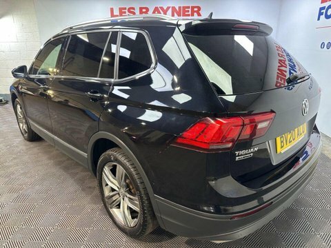 Volkswagen Tiguan Allspace 2.0 Tdi Match Black #4