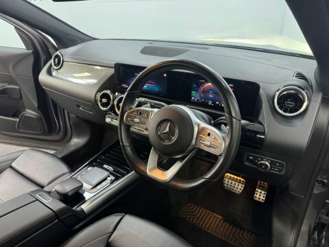 Mercedes-Benz GLA Class Gla 200 Amg Line Premium Grey #33