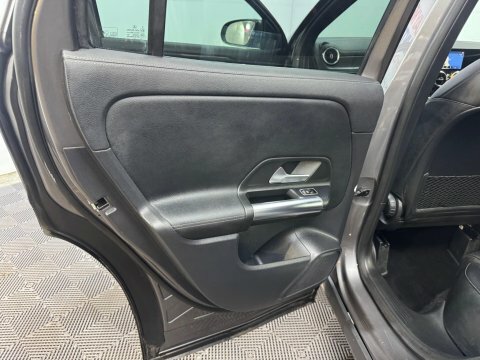 Mercedes-Benz GLA Class Gla 200 Amg Line Premium Grey #42