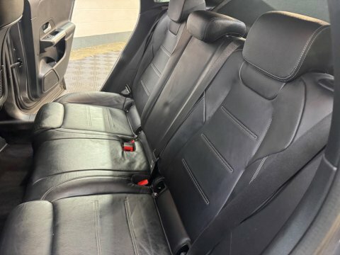 Mercedes-Benz GLA Class Gla 200 Amg Line Premium Grey #40