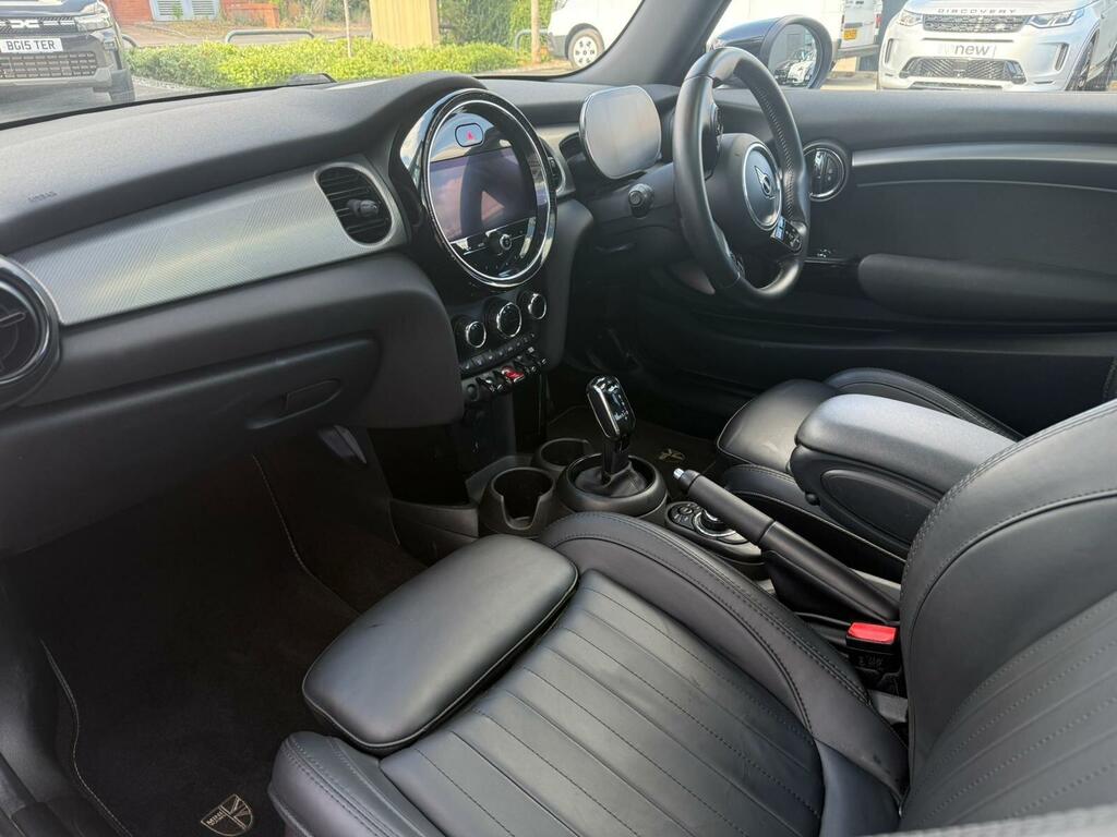 Mini Hatch 1.5 Cooper Exclusive Steptronic Euro 6 Ss KR71NLZ Grey #2