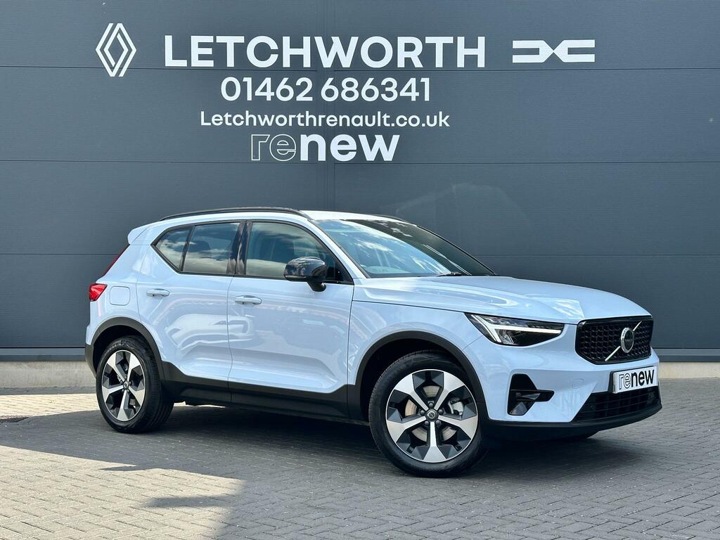 Volvo XC40 2.0 B4 Mhev Plus Dark Dct Euro 6 Ss White