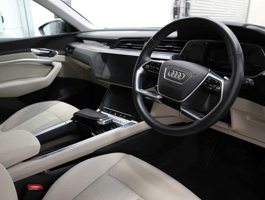 Audi E-tron 55 Quattro 95Kwh Black #6