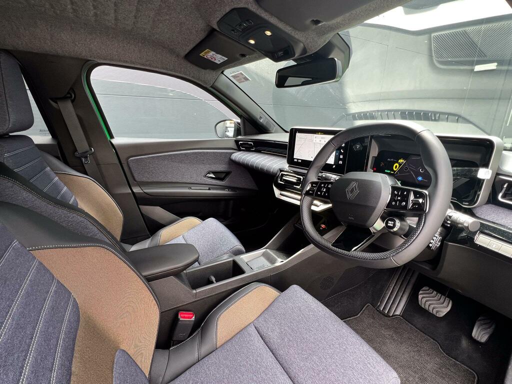 Renault 5 E-Tech Comfort Range 52Kwh Techno Green #5