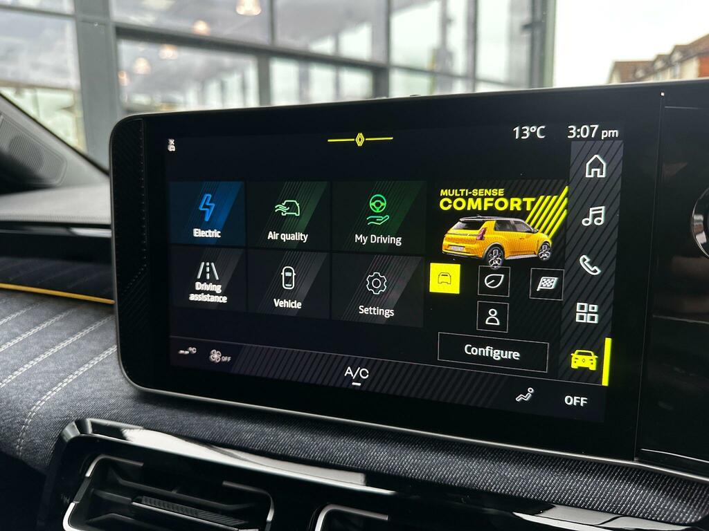 Renault 5 E-Tech 110Kw Iconic Five Comfort Range 52Kwh Red #10
