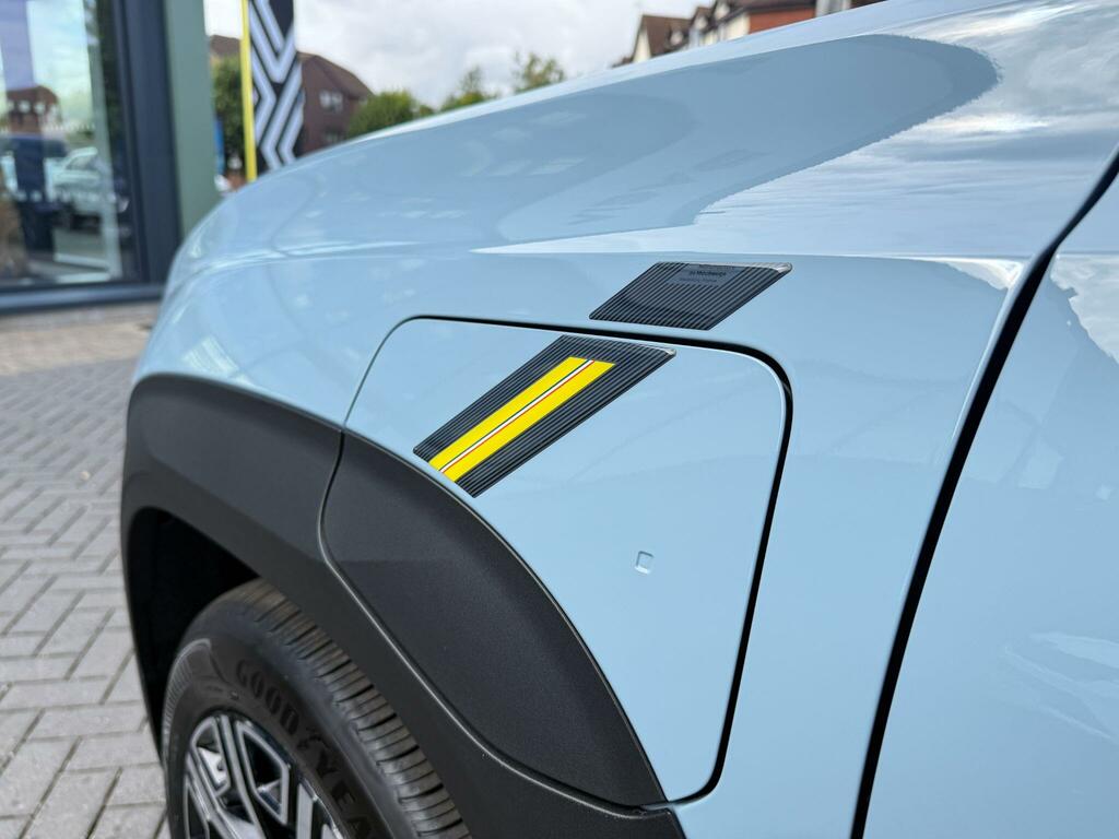 Renault 4 E-Tech Comfort Range 52Kwh Iconic Suv Silver #19