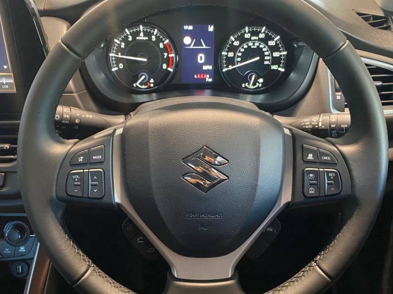Suzuki S Cross 1.4 Boosterjet 48V Hybrid Motion - 2025 75 Red #3