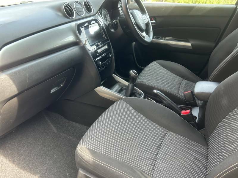 Suzuki Vitara 1.0 Boosterjet Sz4 White #28