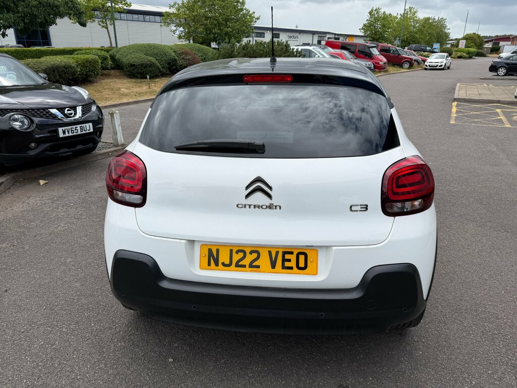 Citroen C3 1.2 Puretech Shine Plus Hatchback Manua White #2
