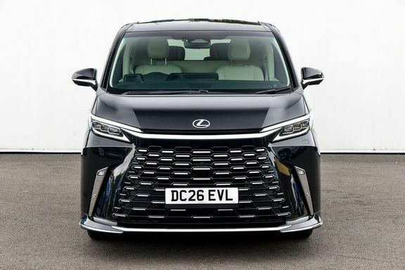Lexus LM 350H Awd 4 Seat Takumi With Black #2