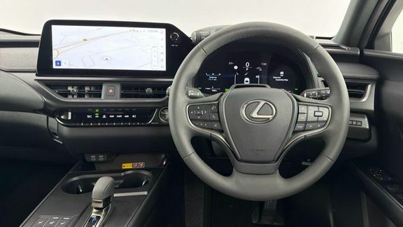 Lexus UX Takumi Silver #8