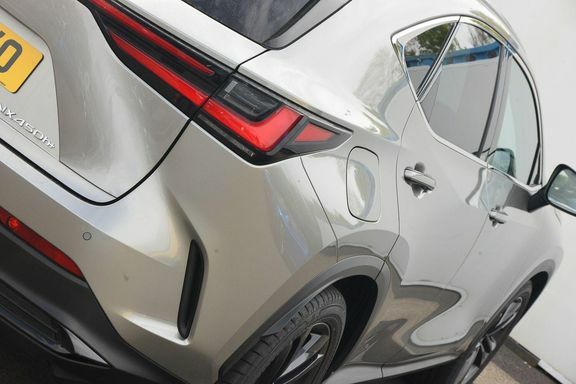 Lexus NX 350H 2.5 F-sport E-cvt Premium Plus Pack  #21