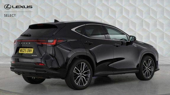 Lexus NX Nx450h Takumi Black #3