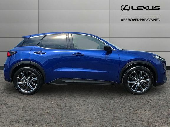 Lexus LBX Premium Plus Black Interior Blue #2
