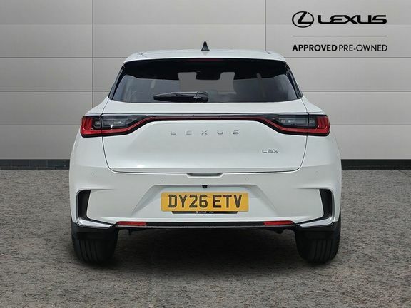Lexus LBX Premium Plus Black Interior White #5