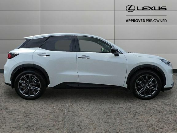 Lexus LBX Premium Plus Black Interior White #3