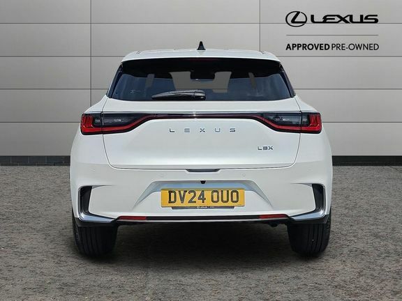 Lexus LBX Takumi White #4