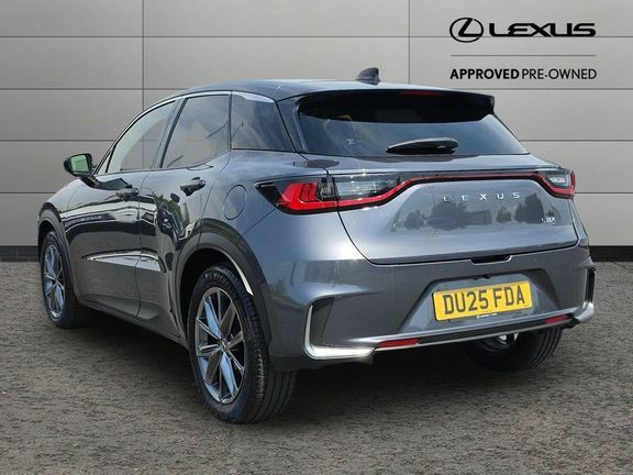 Lexus LBX Premium Plus Black Interior Grey #5