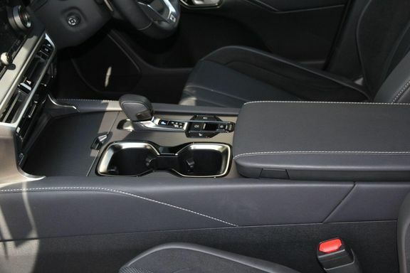 Lexus RX 2.5 450H 18.1Kwh Takumi Suv Plug-in Hy White #31