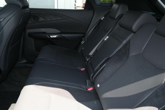 Lexus RX 2.5 450H 18.1Kwh Takumi Suv Plug-in Hy White #16