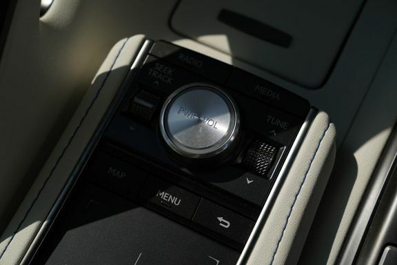 Lexus LC 500 Regatta Inspiration Blue #40