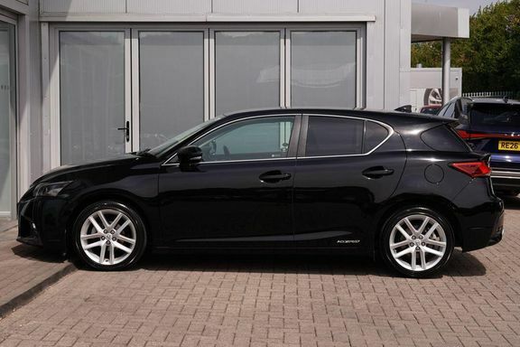 Lexus CT Ct Premium And Tech Pack Black #3