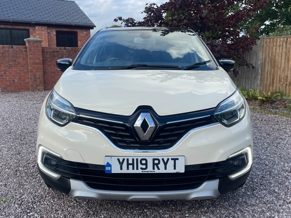 Renault Captur 1.3 Gt Line Tce 130 YH19RYT Black #2