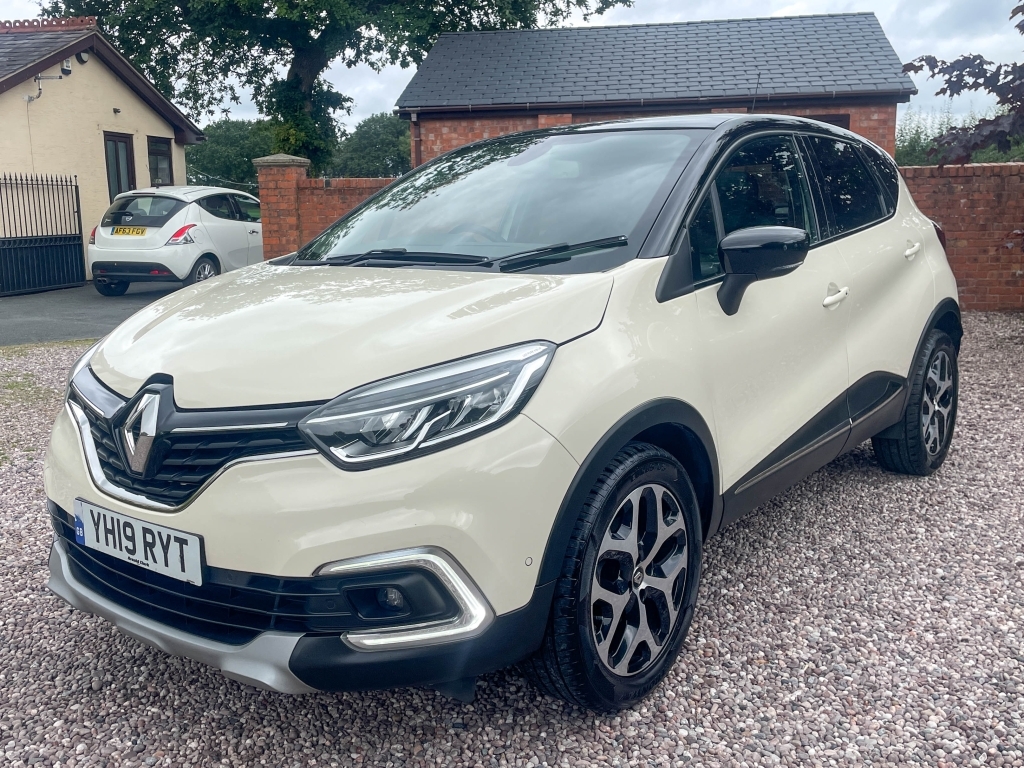Renault Captur 1.3 Gt Line Tce 130 YH19RYT Black #3