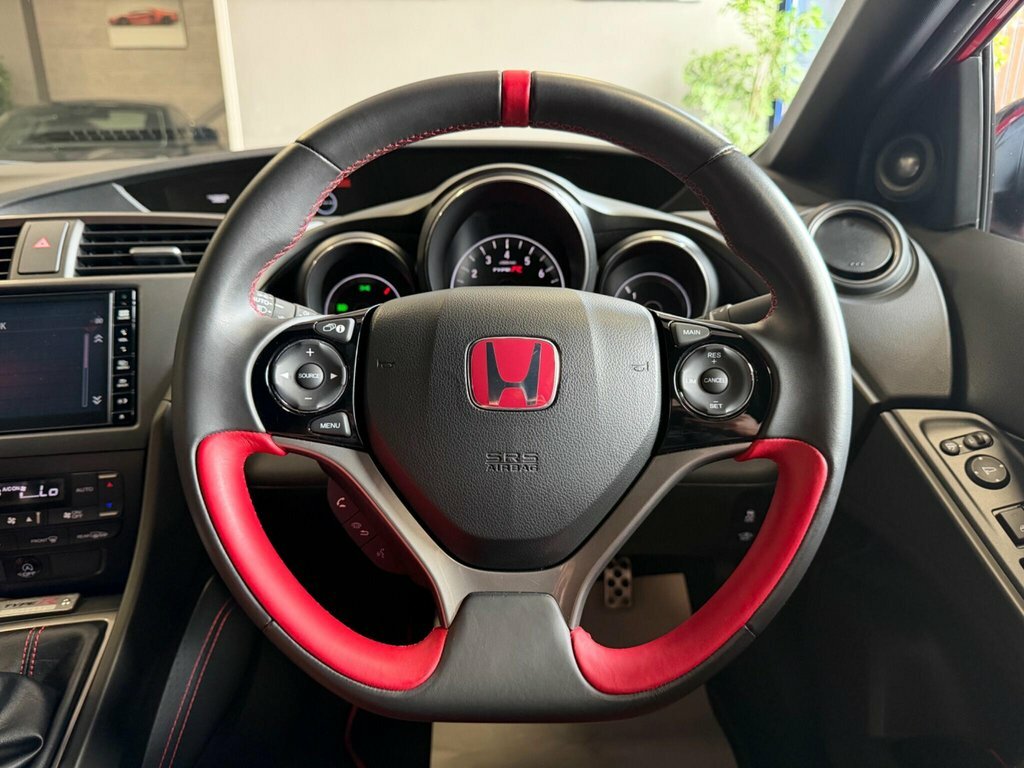 Honda Civic 1.5 Vtec Turbo Sport Plus 5-Door Silver #31