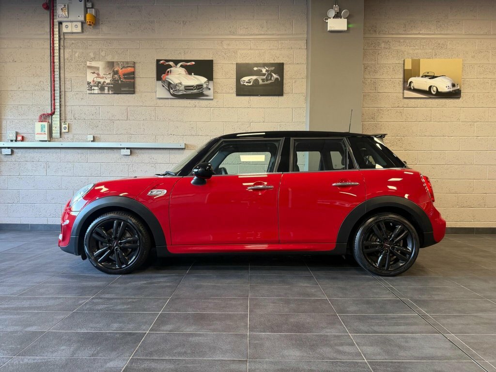 Mini Hatch 2.0 Cooper Sd Euro 6 S S For Sale In Birming Red #3