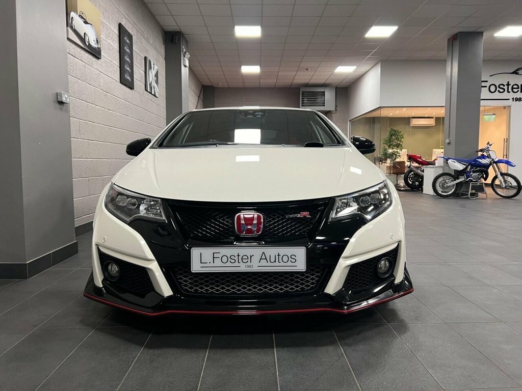 Honda Civic 2.0 I-vtec Type R Gt Hatchback E White #4