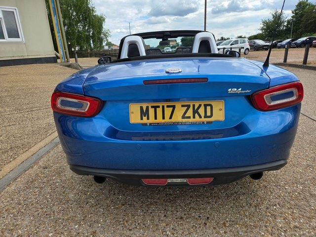 Fiat 124 Spider Multiair Lusso Plus Convertible Blue #6
