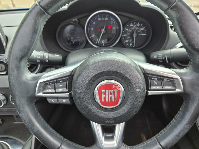 Fiat 124 Spider Convertible 1.4 Multiair Lusso Plus Euro 6 20 White #12