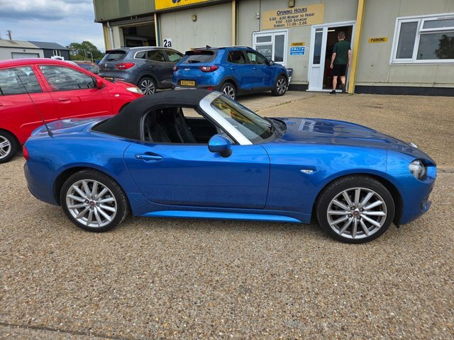 Fiat 124 Spider Convertible 1.4 Multiair Lusso Plus Euro 6 20 White #16