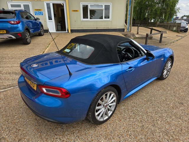Fiat 124 Spider Convertible 1.4 Multiair Lusso Plus Euro 6 20 White #17