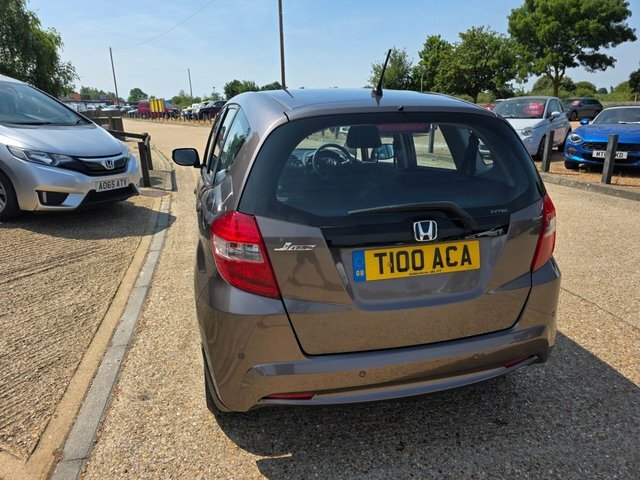 Honda Jazz 1.3H Ima Hx-t Cvt Euro 5 Silver #16
