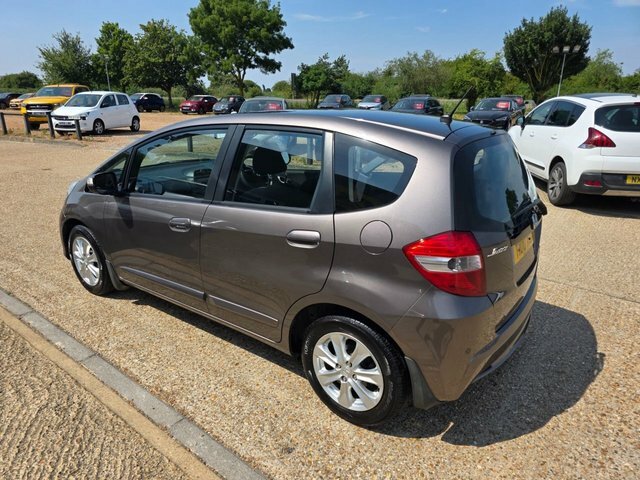 Honda Jazz 1.3H Ima Hx-t Cvt Euro 5 Silver #13