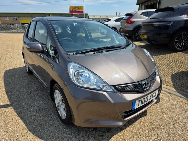 Honda Jazz I-vtec Es Hatchback Brown #4