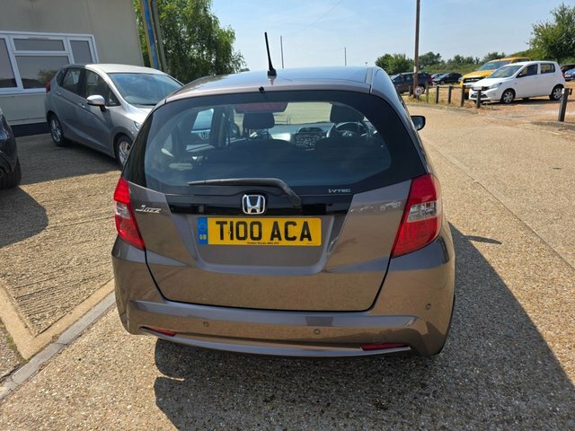 Honda Jazz 1.3H Ima Hx-t Cvt Euro 5 Silver #18