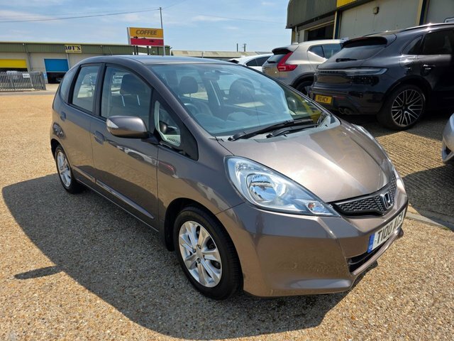 Honda Jazz I-vtec Es Hatchback Brown #3