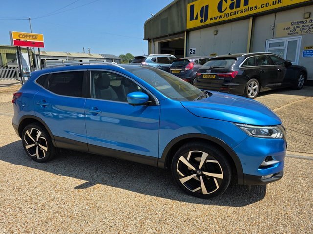 Nissan Qashqai Dig-t Tekna Suv AR19EOV Blue