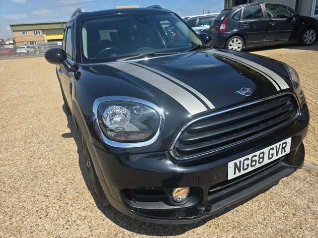 Mini Countryman Cooper Classic Suv Black #2