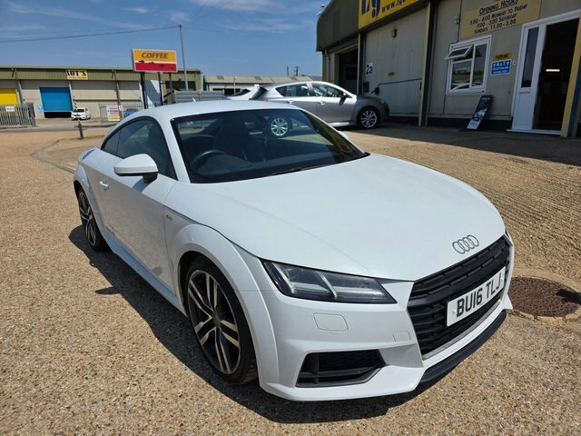 Audi TT Tfsi S Line Coupe White #2