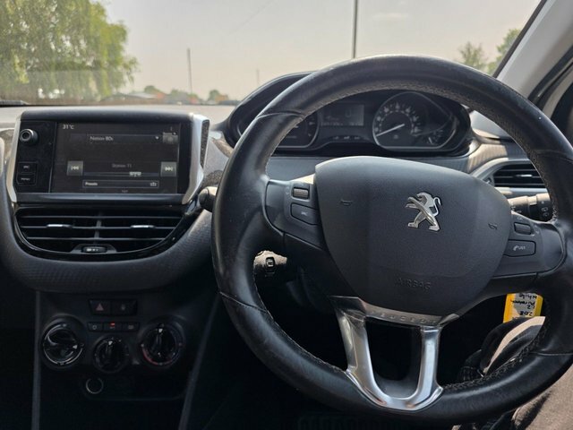 Peugeot 208 Active Blue #12