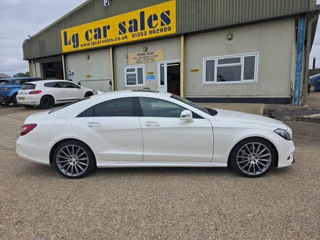 Mercedes-Benz CLS Cls350d V6 Amg Line White